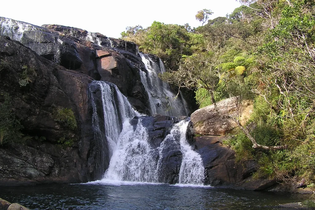 bakers falls horton plains sri lanka