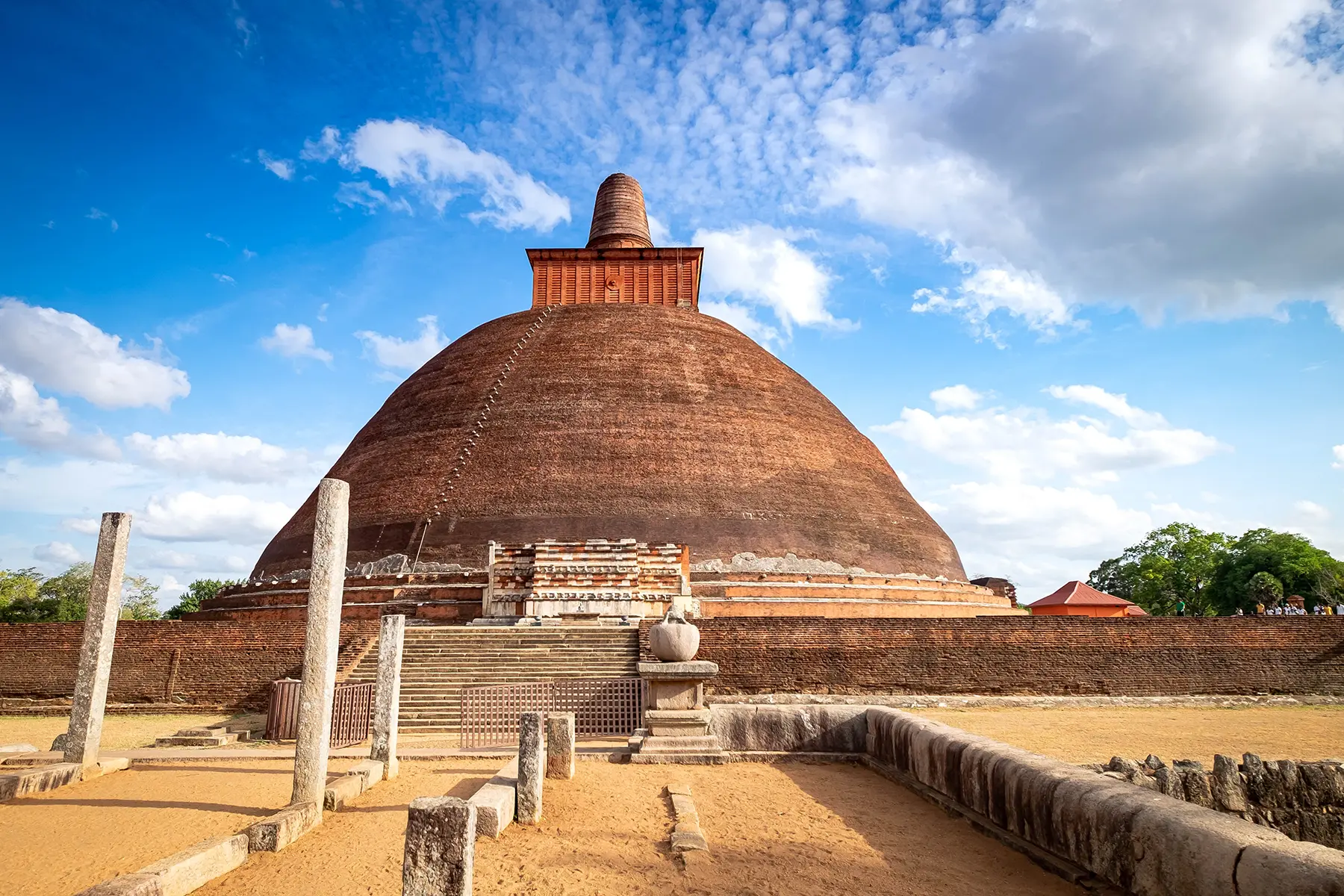 jethawanarama stupa anuradhapura sri lanka